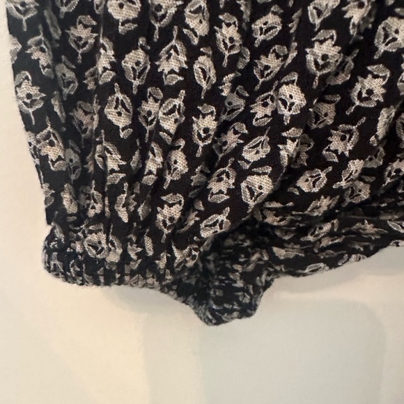 Old Navy Floral Printed Swing Dress - Picture 3 of 4